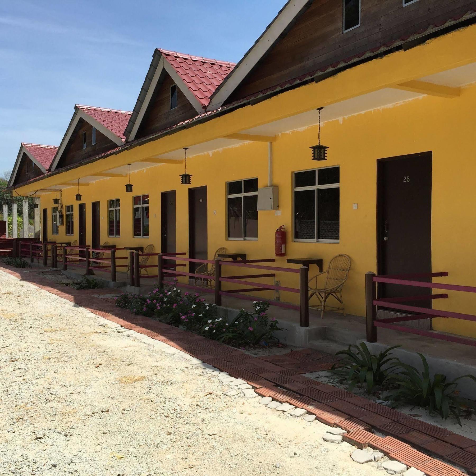 Motel Seri Mutiara Kuah Buitenkant foto