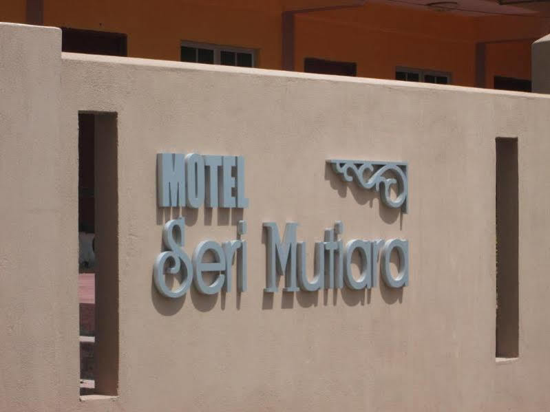 Motel Seri Mutiara Kuah Buitenkant foto
