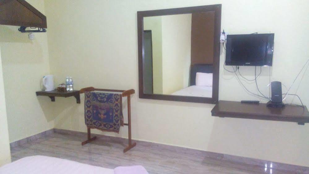 Motel Seri Mutiara Kuah Buitenkant foto